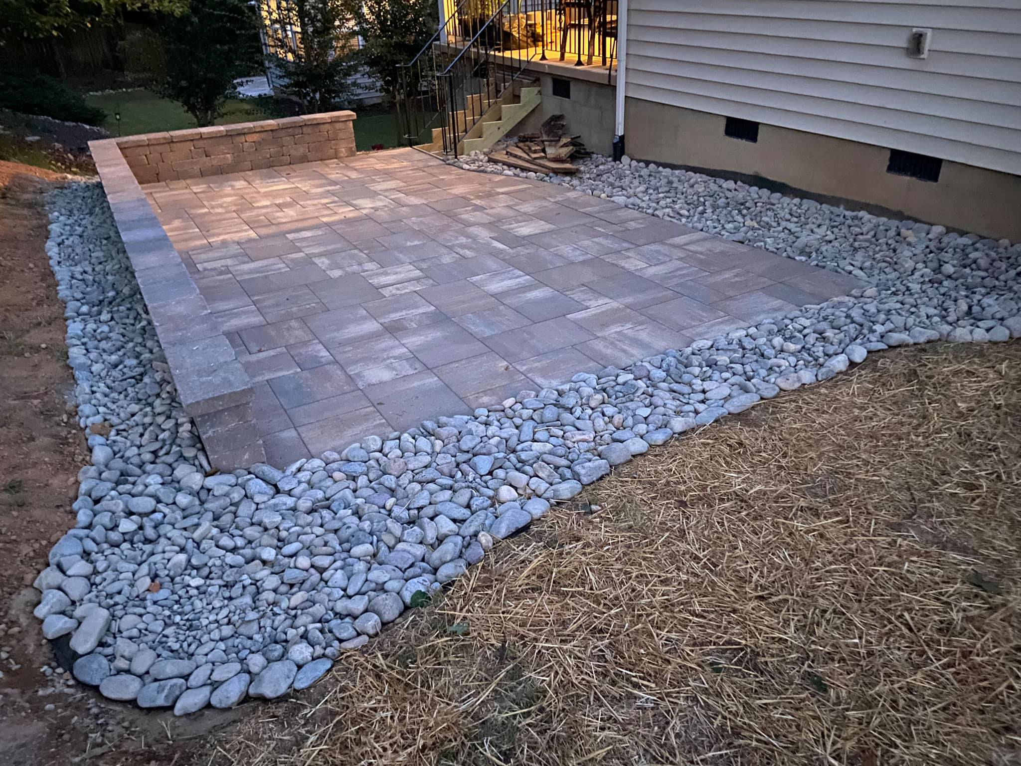 Belgard Colonial Weston Seating Wall- Outdoor Living Tip of the Day