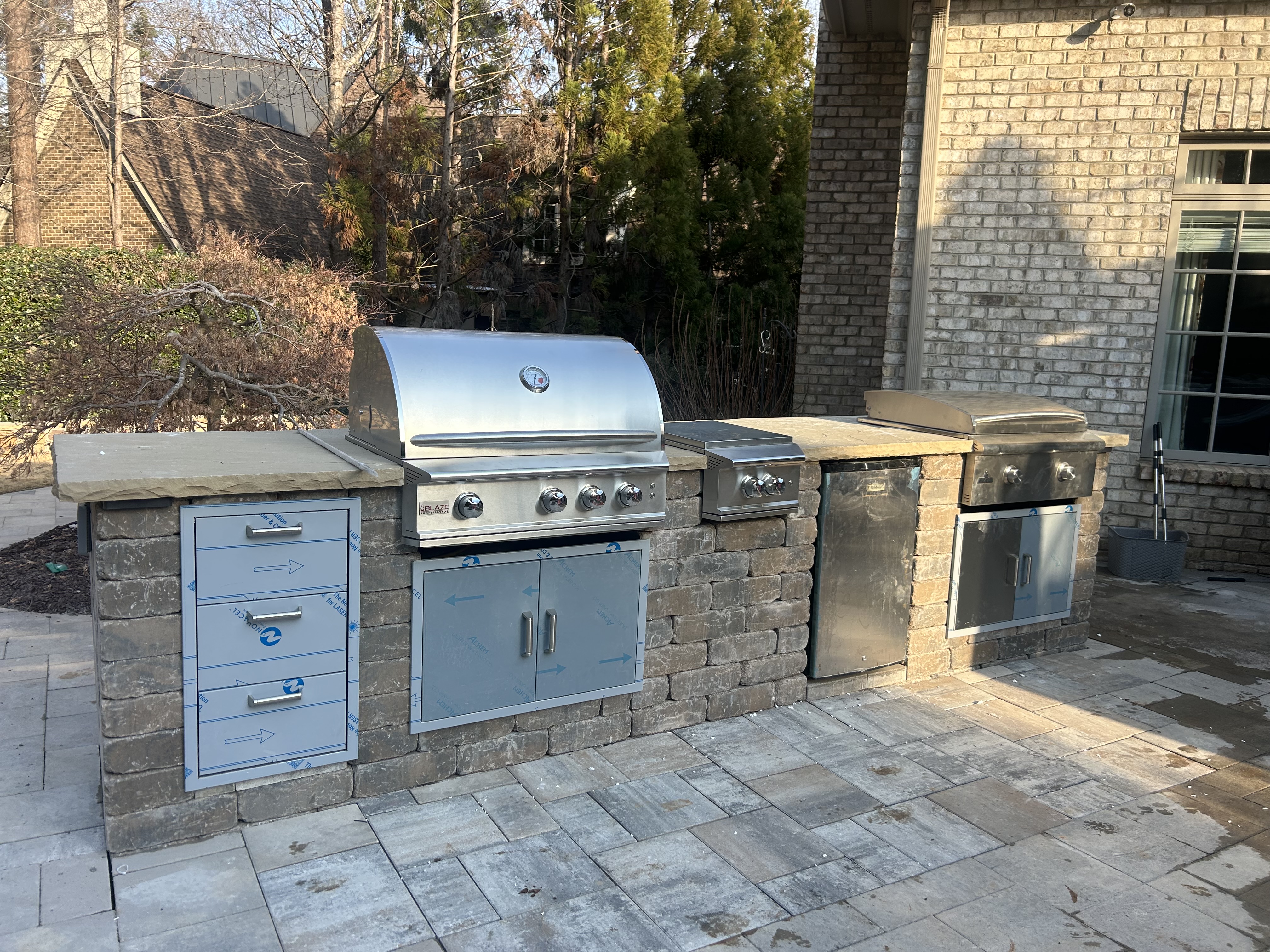 Elevate Your Home & Lifestyle: The Mr. Outdoor Living Guide to Custom Outdoor Kitchen Charlotte