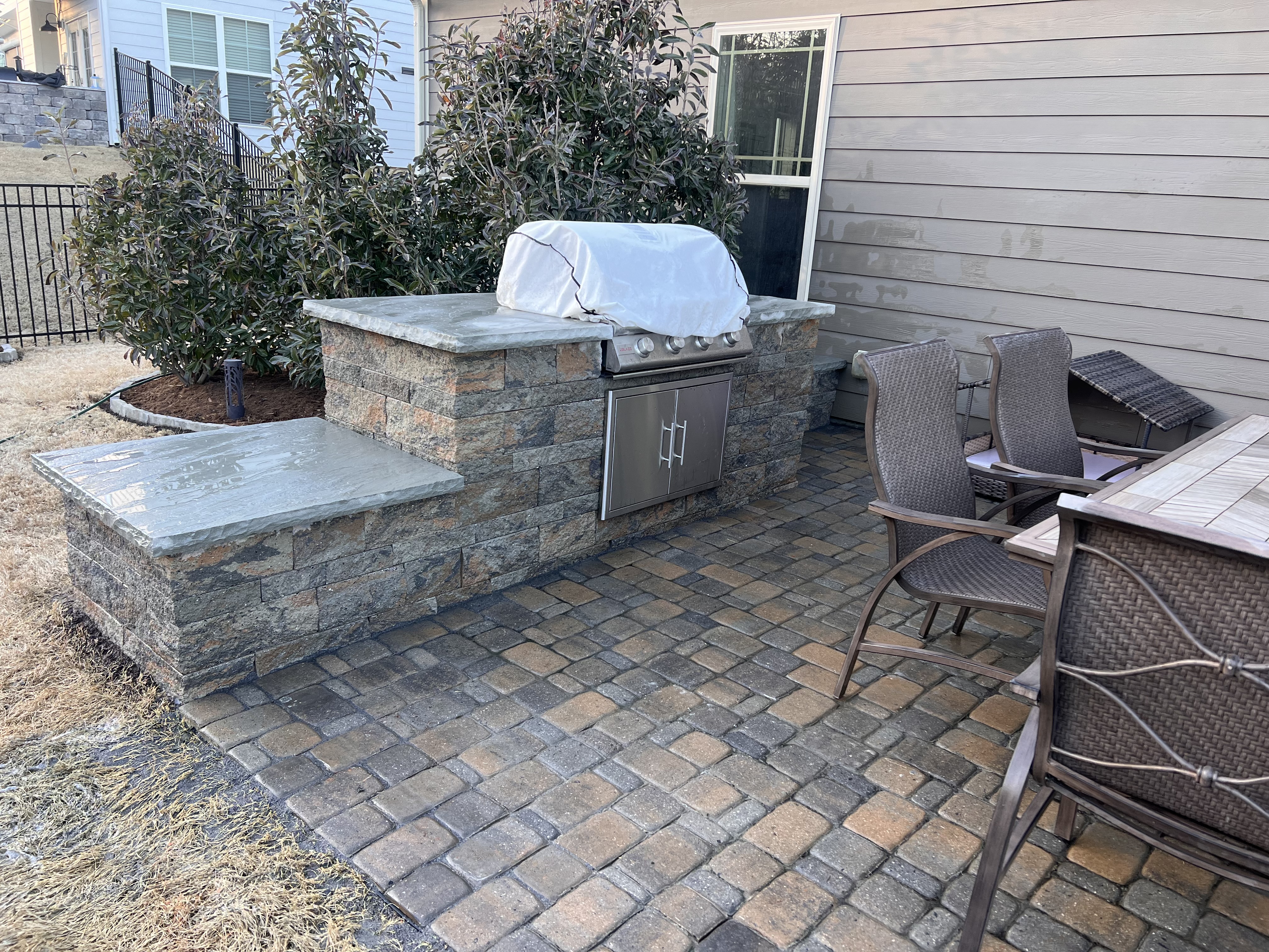 Experience Outdoor Luxury: Building Your Perfect Custom Outdoor Kitchen Charlotte with Mr. Outdoor Living