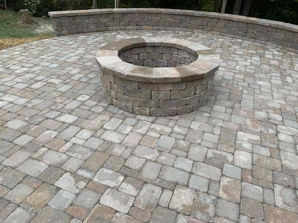 Fire Pit Paver Patio Island with Seating Wall – Outdoor Living Tip of the Day