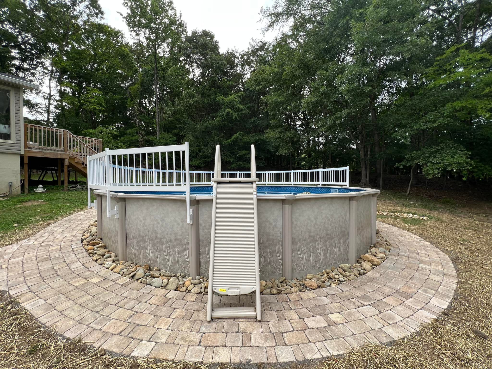 Outdoor Living around a Pool – Outdoor Living Tip of the Day