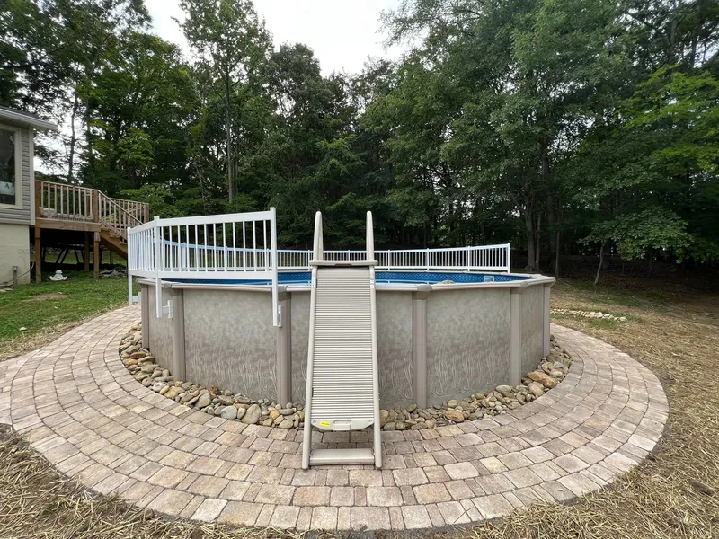 Outdoor Living around a Pool – Outdoor Living Tip of the Day