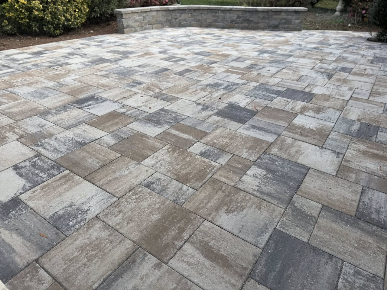 Paver Patio and Seating Wall – Mr. Outdoor Living Tip of the Day