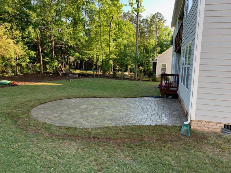 Paver Patio Record Set – Outdoor Living Tip of the Day