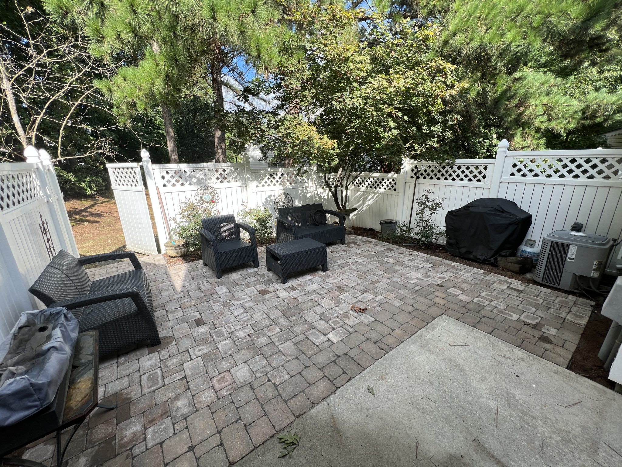 Small Paver Patio – Outdoor Living Tip of the Day