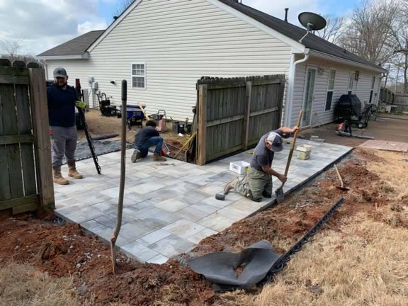 Snapedge for Paver Patios and Pathways – Outdoor Living Tip of the Day