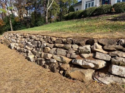 Retaining and Seating Walls - project photo 400x300 1 - Mr. Outdoor Living